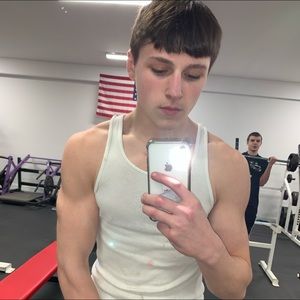 Meet your Posher, Logan